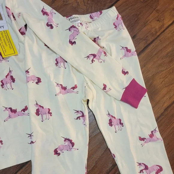 Hatley unicorn pajamas set - Picture 4 of 11